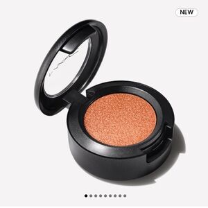 MAC cosmetics jingle bell bronze eye shadow. New in box never opened